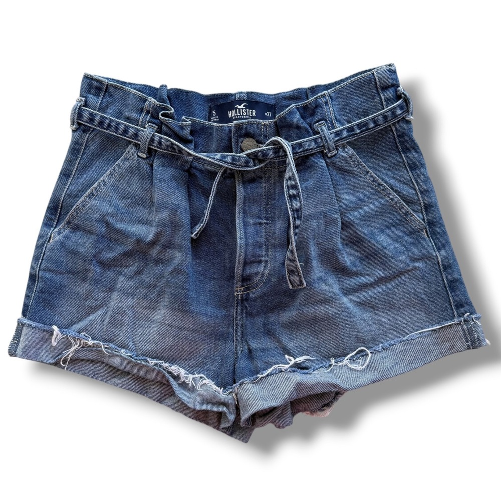 Hollister 5 W27 Light Wash Blue Denim Belted Ultra High-Rise Mom Shorts Paperbag